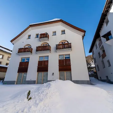 Apartment Chesa Flugi - *
